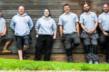 When to call an emergency electrician: Advice for Nottingham commercial business owners. 
