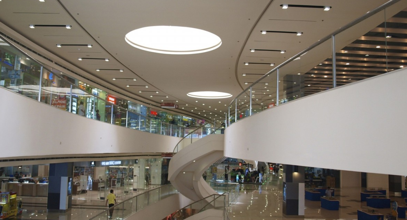 Shop Retail Lighting installer in Nottingham Derby