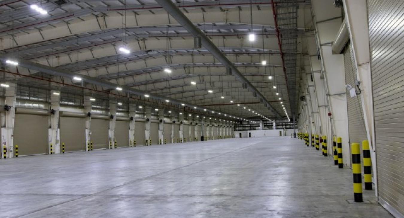 Warehouse Lighting Electrician in Nottingham and Derby