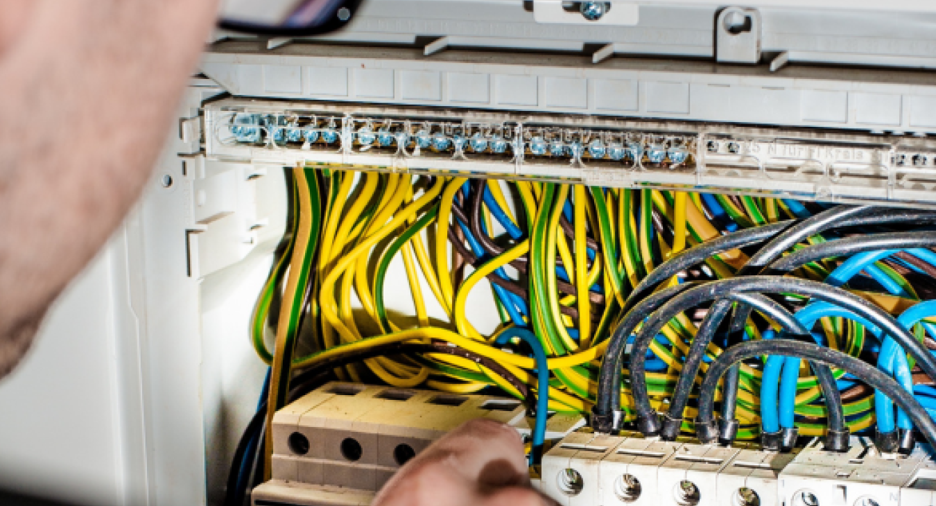 Why choose a specialist industrial electrician?